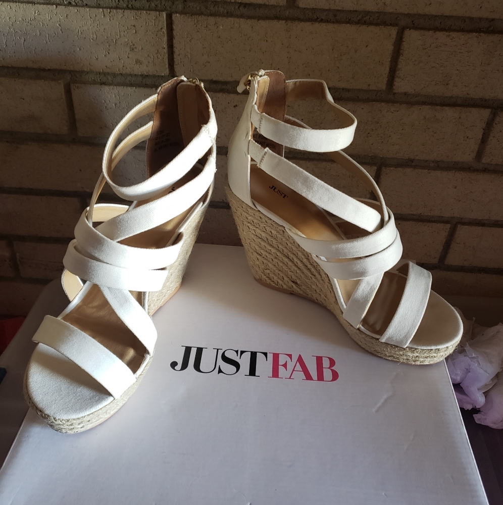 NWB Just Fab Ivory Wedge Sandals